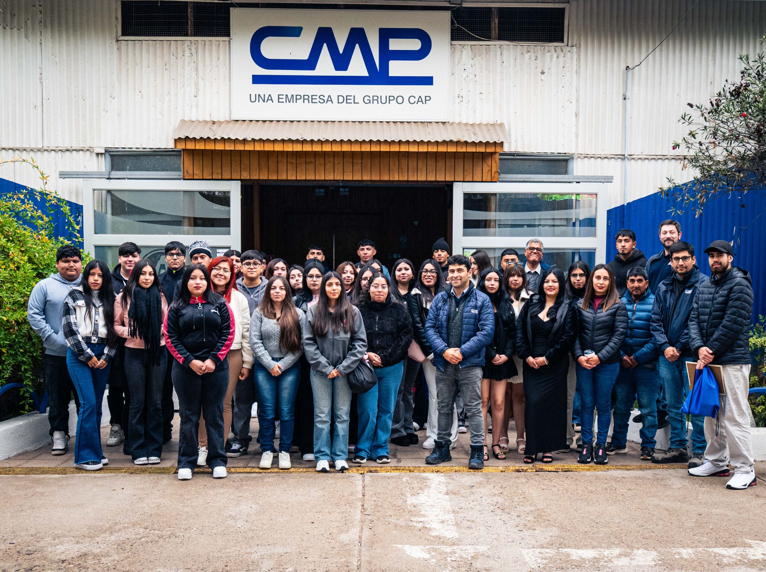 CMP cierra su Programa de Aprendices 2025 fortaleciendo el empleo joven en minería